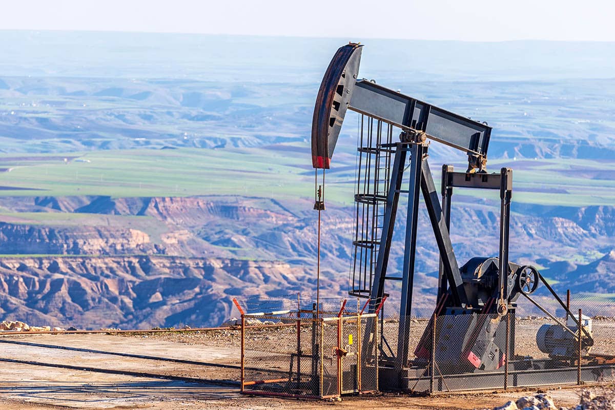 oil well pumpjack